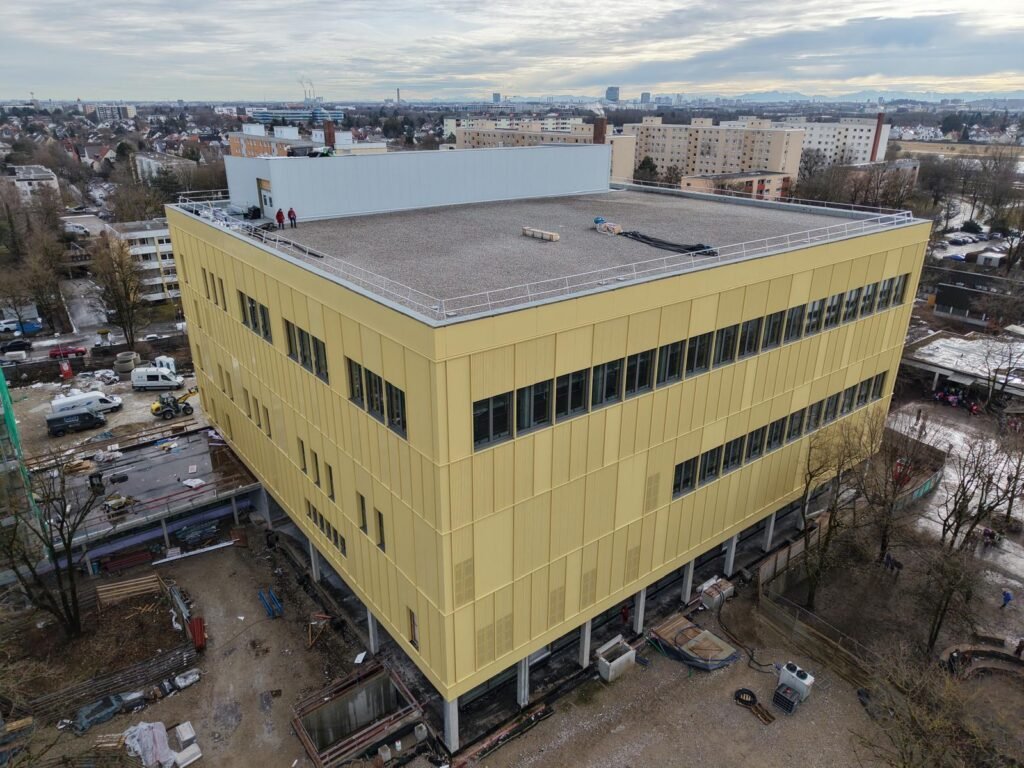 Schulcampus München – 14